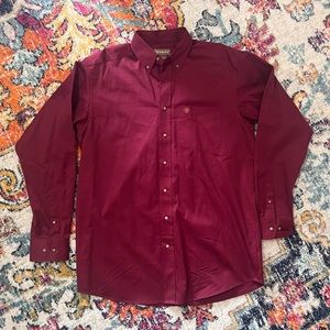 Ariat Men’s Long Sleeve Dress Shirt